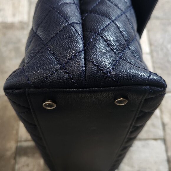 Chanel Caviar Quilted Navy Blue Flap-bag, Authentic - Picture 8 of 16